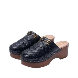 EUC Sam Edelman Halle Black Leather Clog 7.5